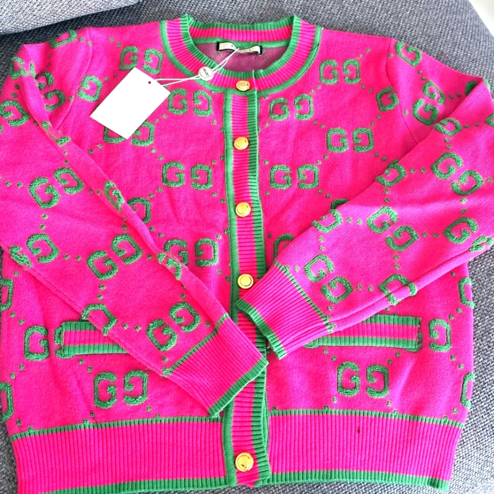 COPY - GG. DELUXE knit sweater letters but not gucci, so alike, sz S-M